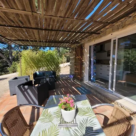 Studio Dans Maisonnette En Pierre Le Castellet  Exterior photo