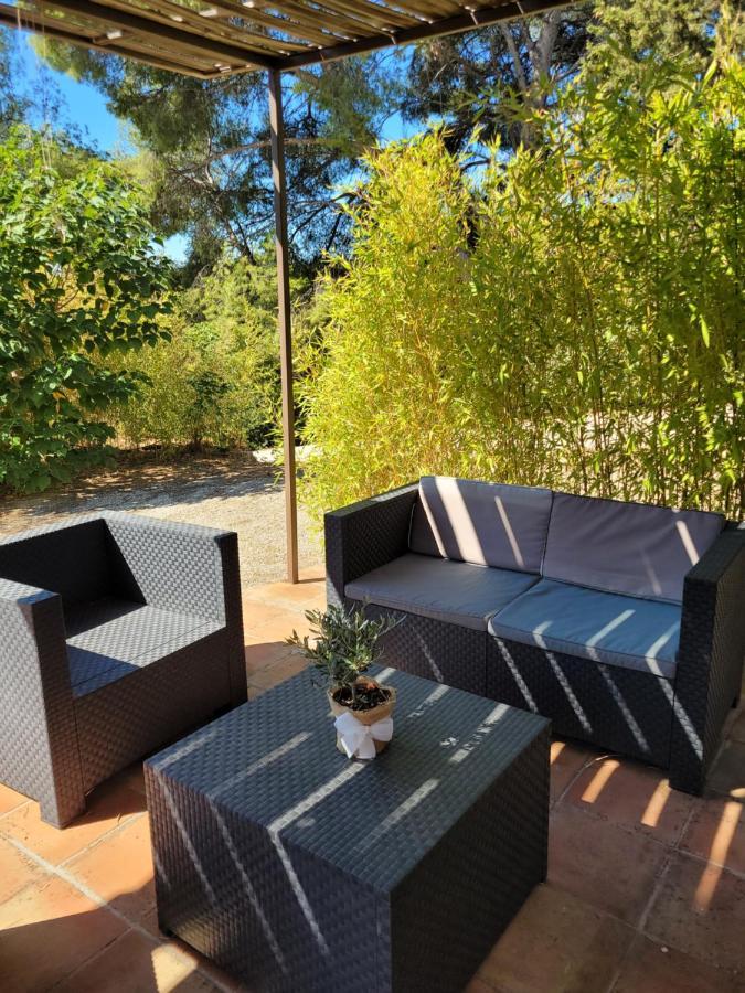Apartment Dans Maisonnette En Pierre Le Castellet (Var)